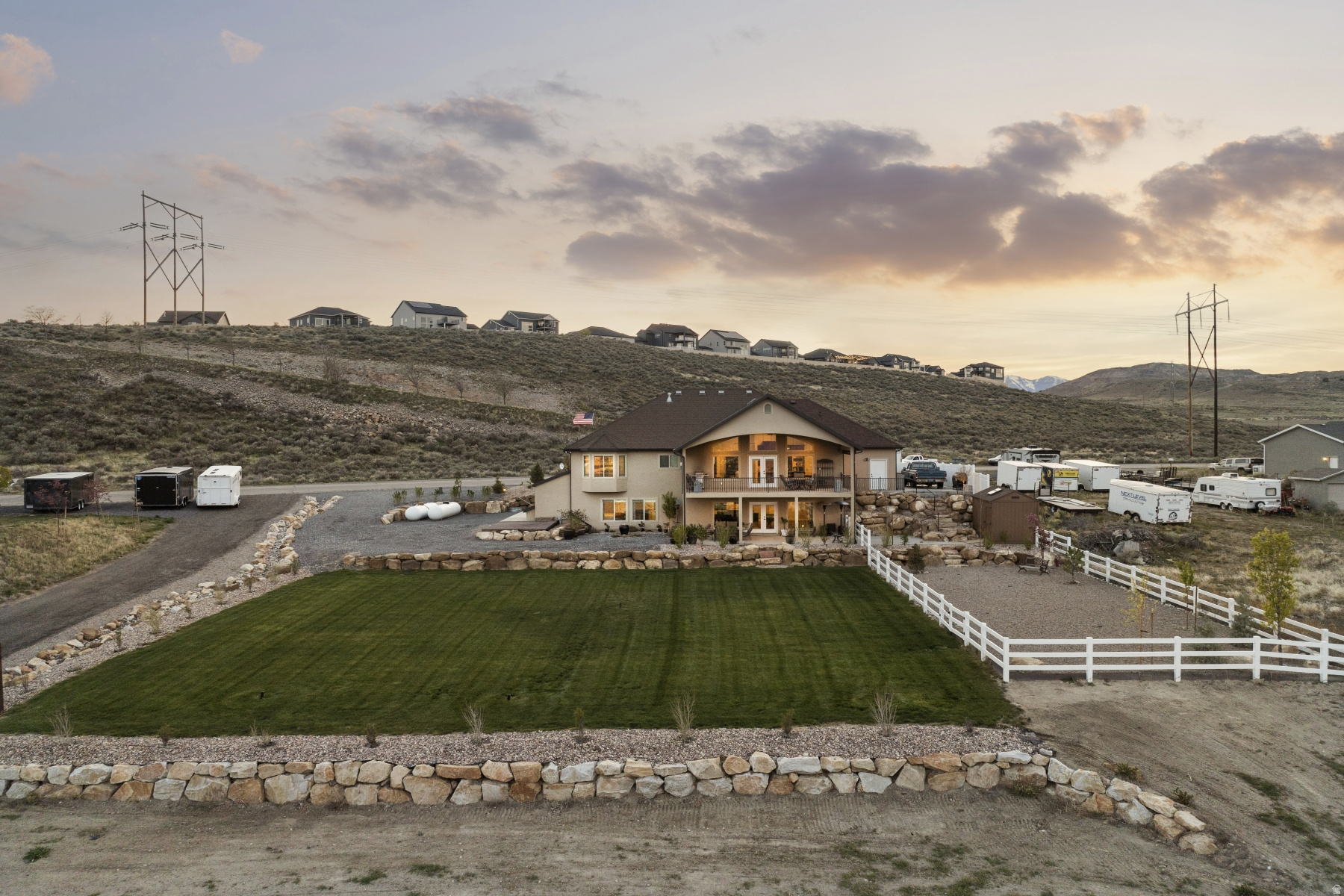 YATES MINOR - Residential