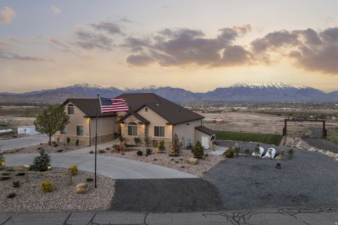 Tiny photo for 1102 N SUMMIT VIEW DR, Saratoga Springs, UT 84045 (MLS # 2148625)