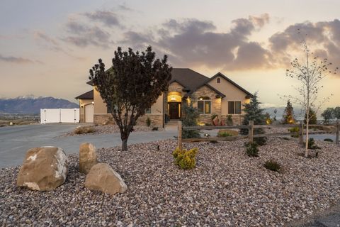 Tiny photo for 1102 N SUMMIT VIEW DR, Saratoga Springs, UT 84045 (MLS # 2148625)