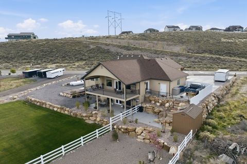 Tiny photo for 1102 N SUMMIT VIEW DR, Saratoga Springs, UT 84045 (MLS # 2148625)