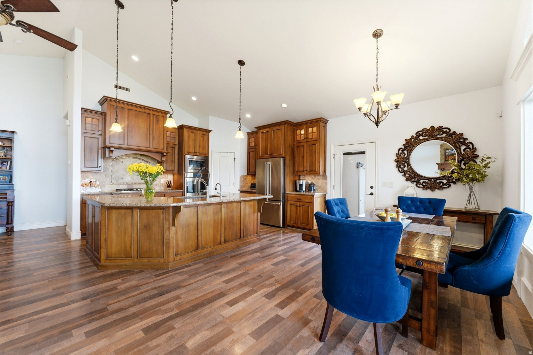 YATES MINOR - Residential