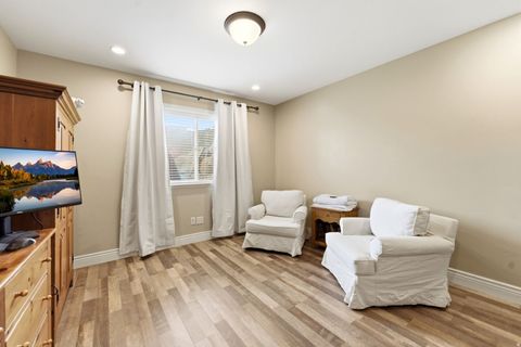 Tiny photo for 1102 N SUMMIT VIEW DR, Saratoga Springs, UT 84045 (MLS # 2148625)