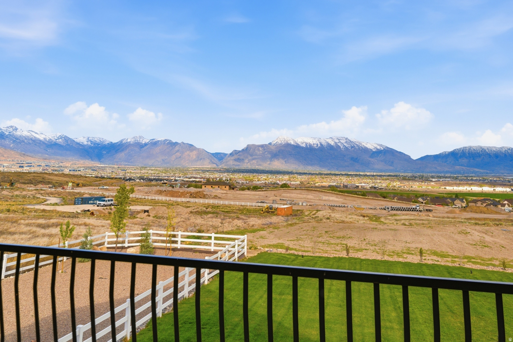 YATES MINOR - Residential