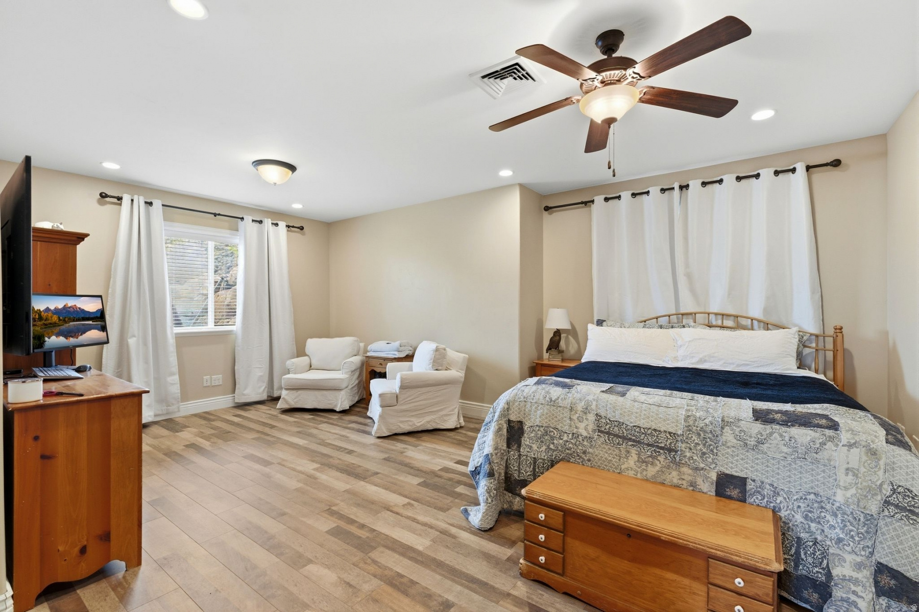 YATES MINOR - Residential