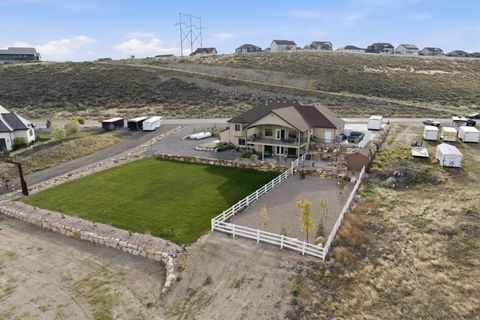 Tiny photo for 1102 N SUMMIT VIEW DR, Saratoga Springs, UT 84045 (MLS # 2148625)