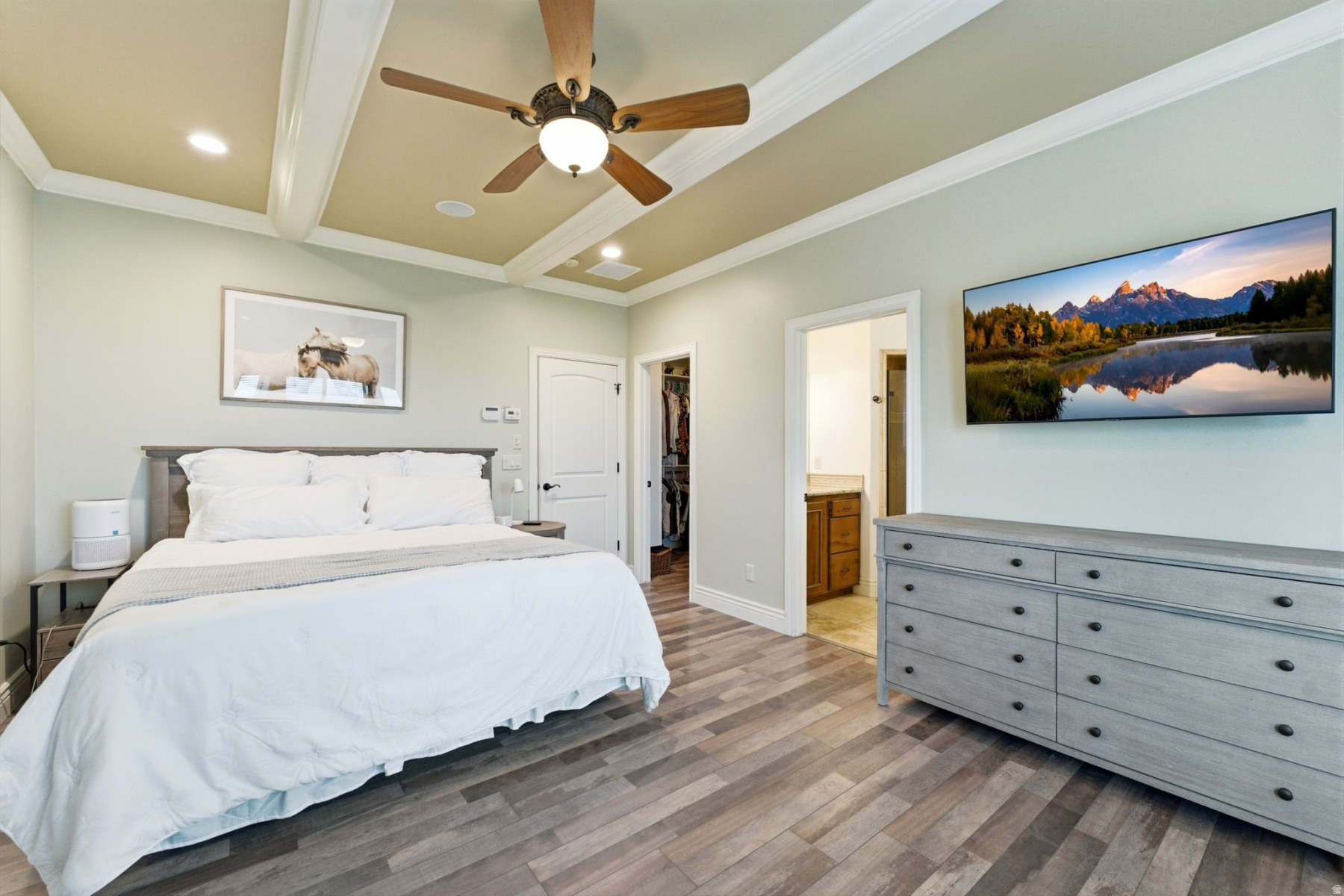 YATES MINOR - Residential