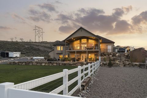 Tiny photo for 1102 N SUMMIT VIEW DR, Saratoga Springs, UT 84045 (MLS # 2148625)