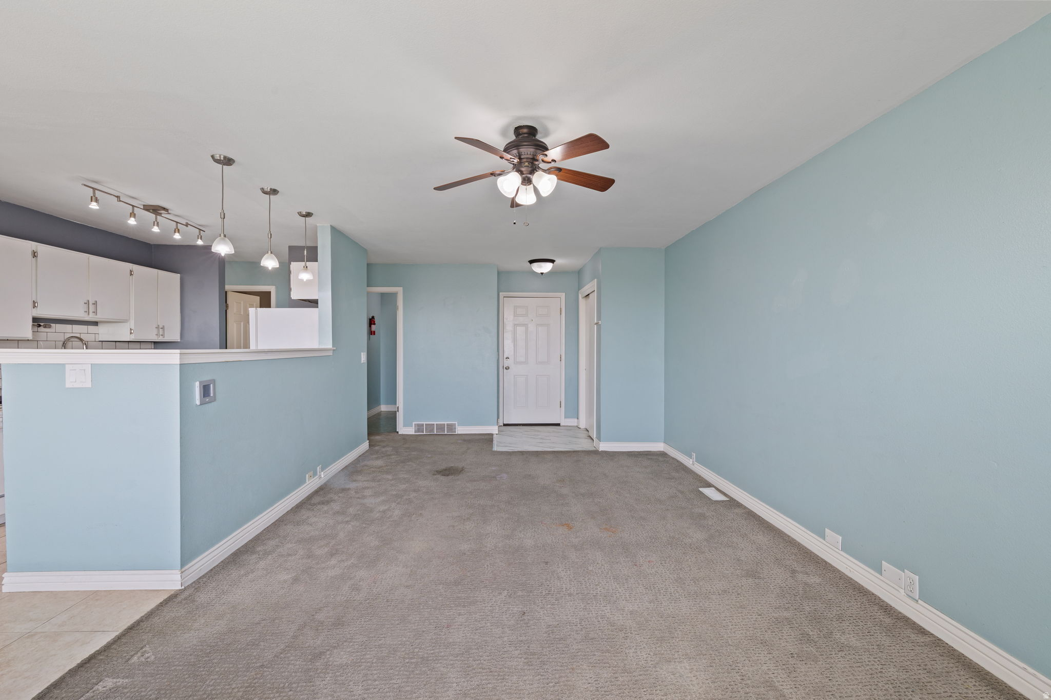 MANSION HOUSE CONDO - Residential