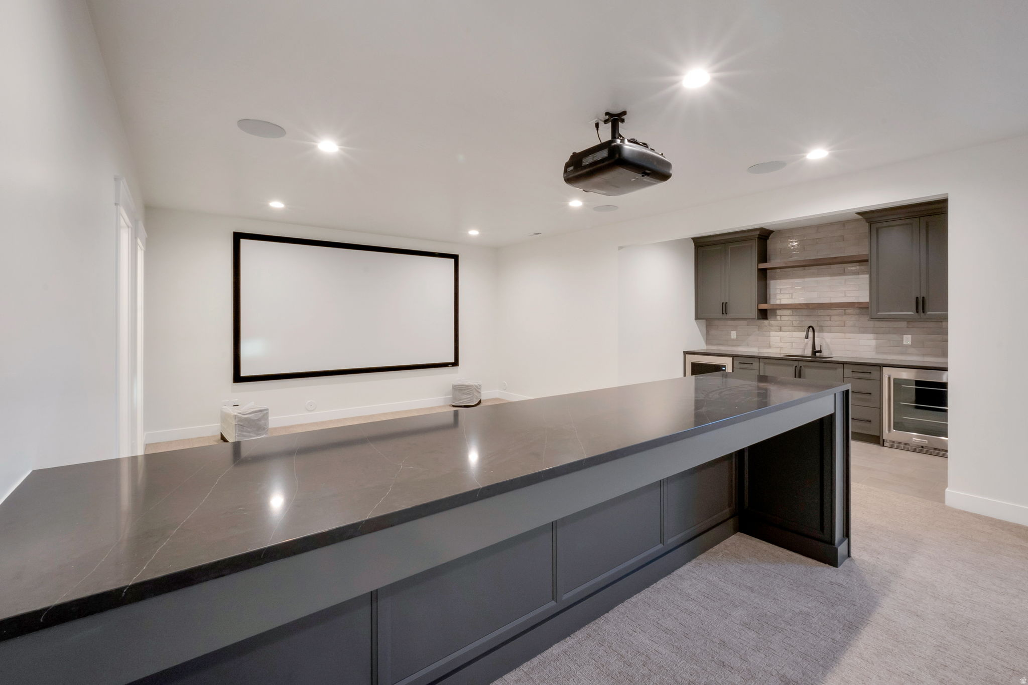 BLOSSOM HILL - Residential