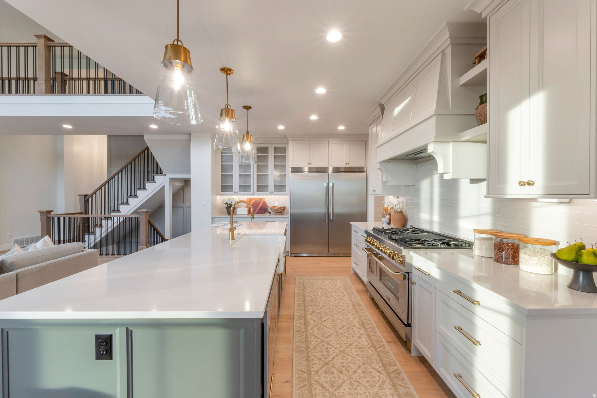 BLOSSOM HILL - Residential