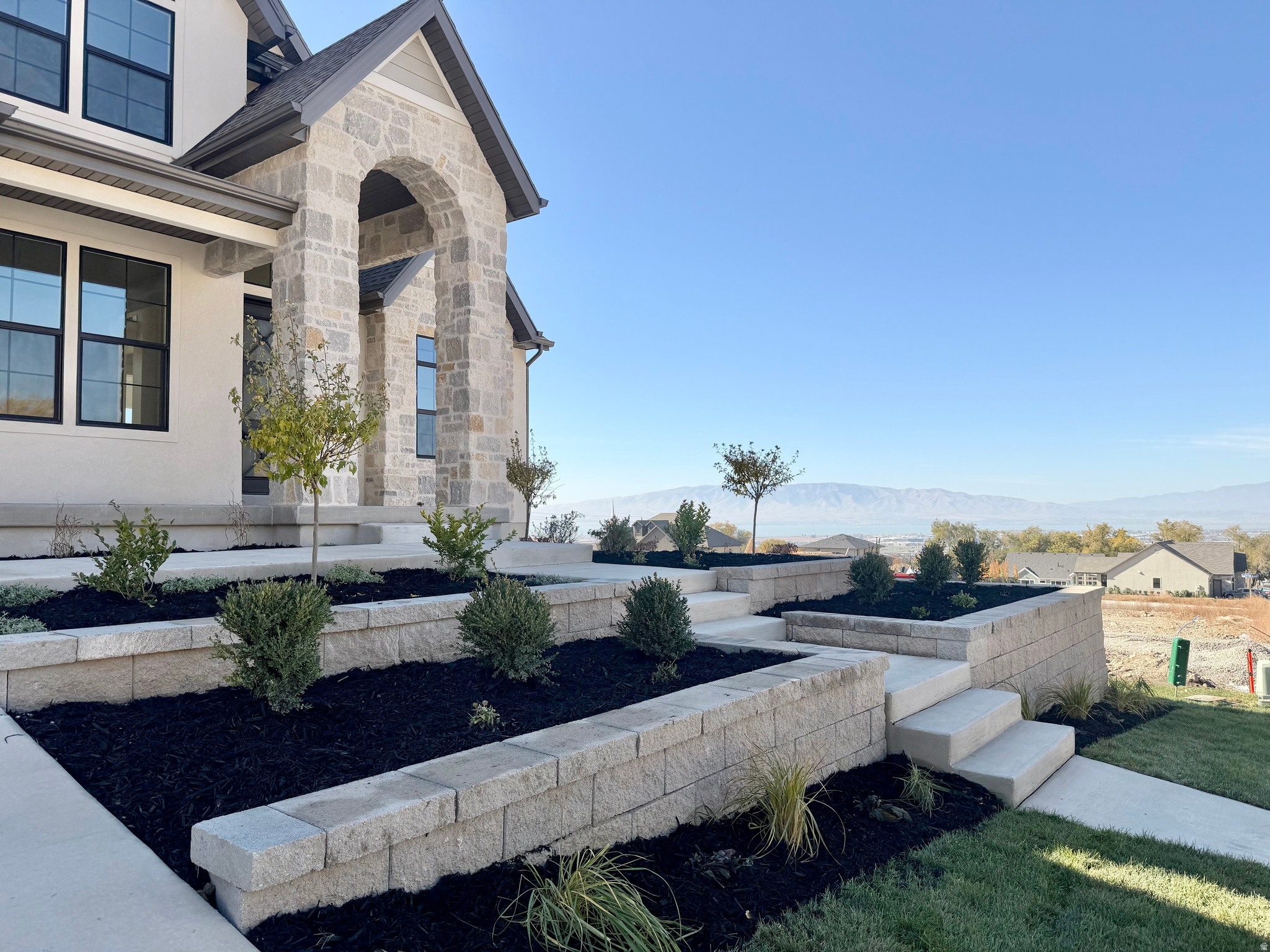 BLOSSOM HILL - Residential