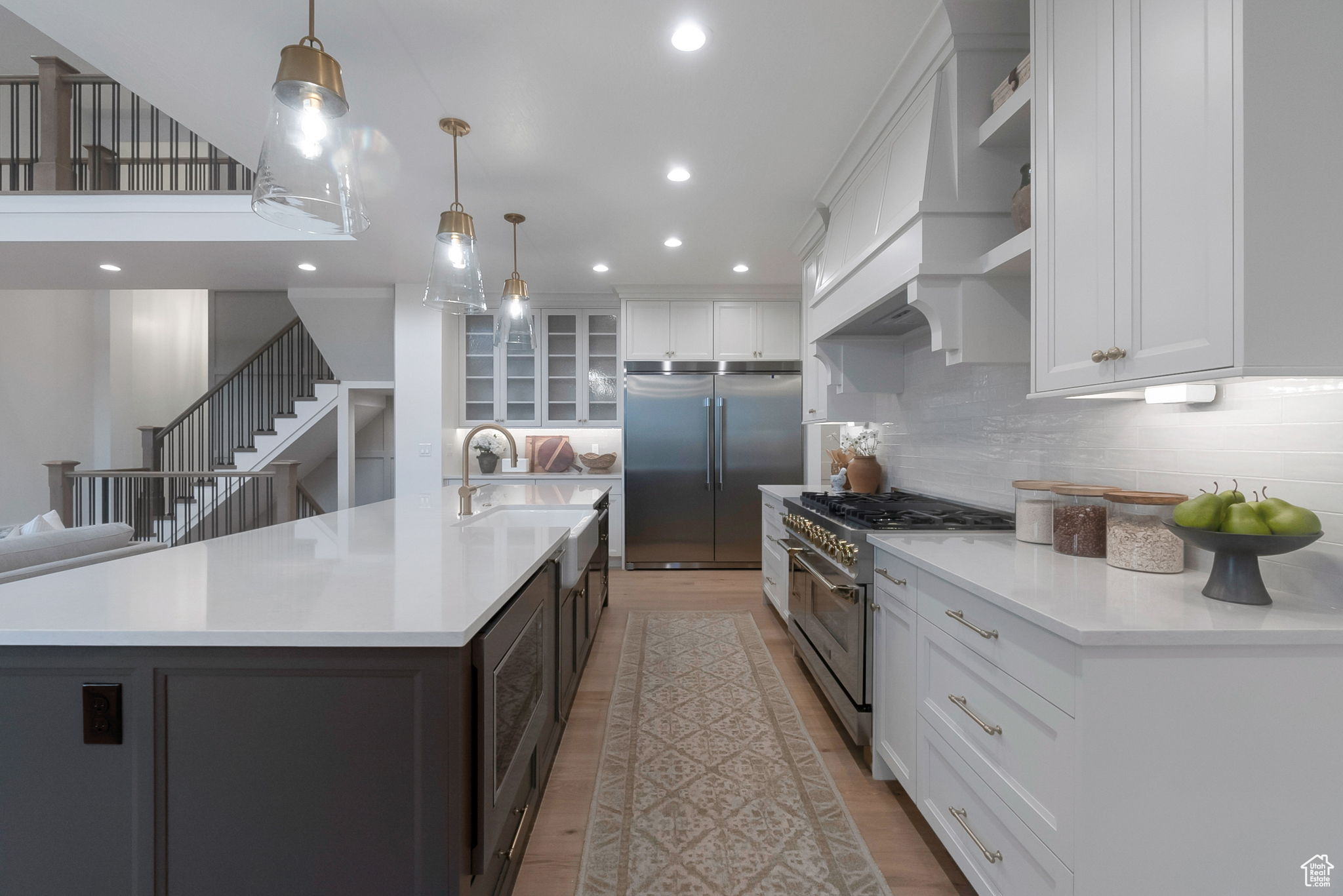 BLOSSOM HILL - Residential