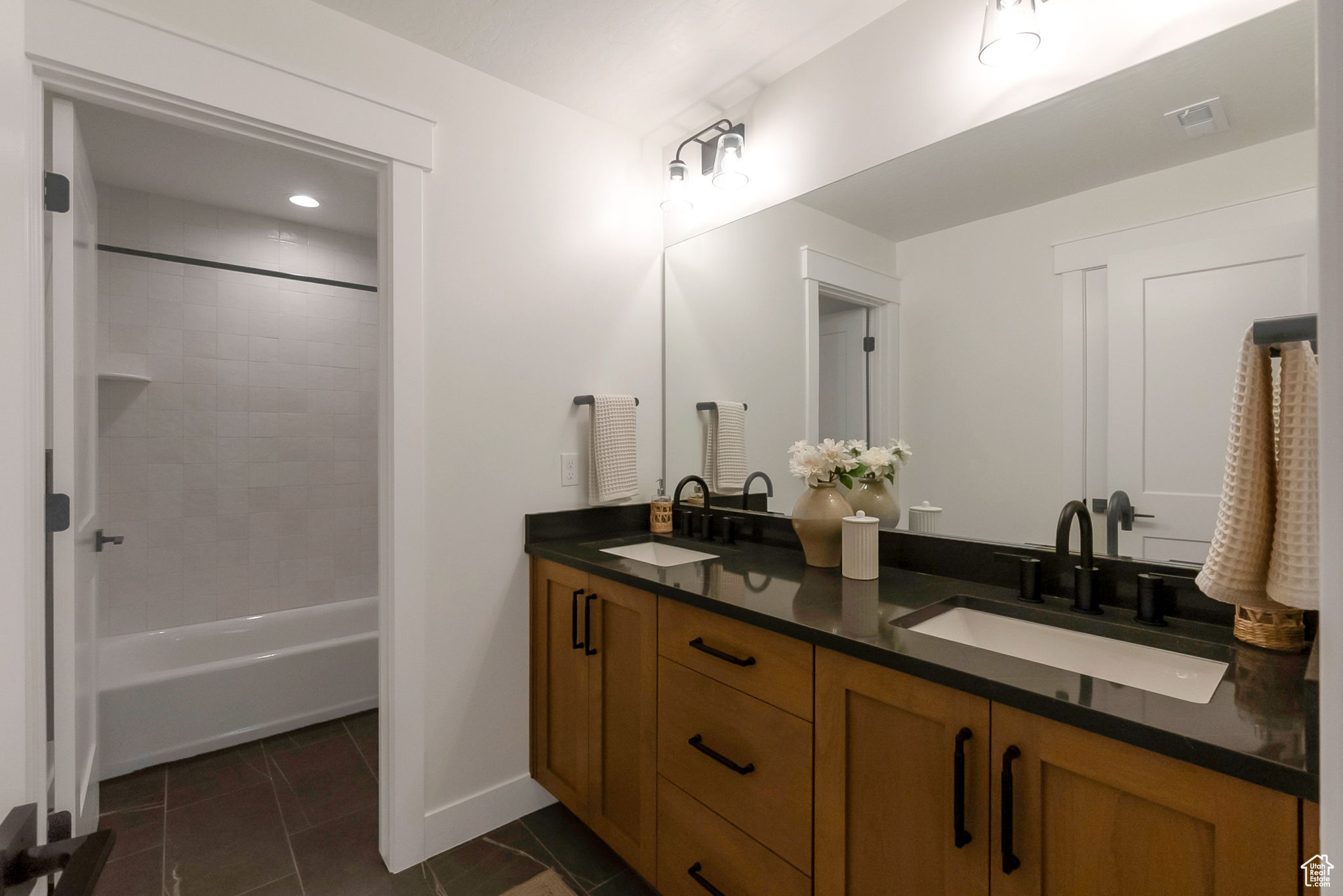 BLOSSOM HILL - Residential