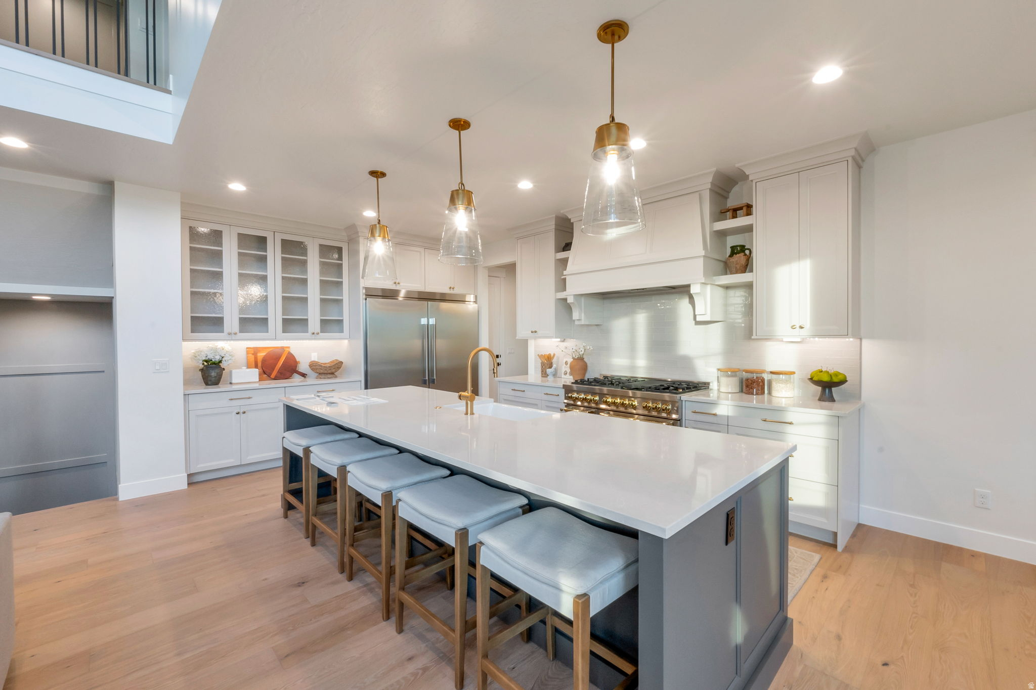 BLOSSOM HILL - Residential