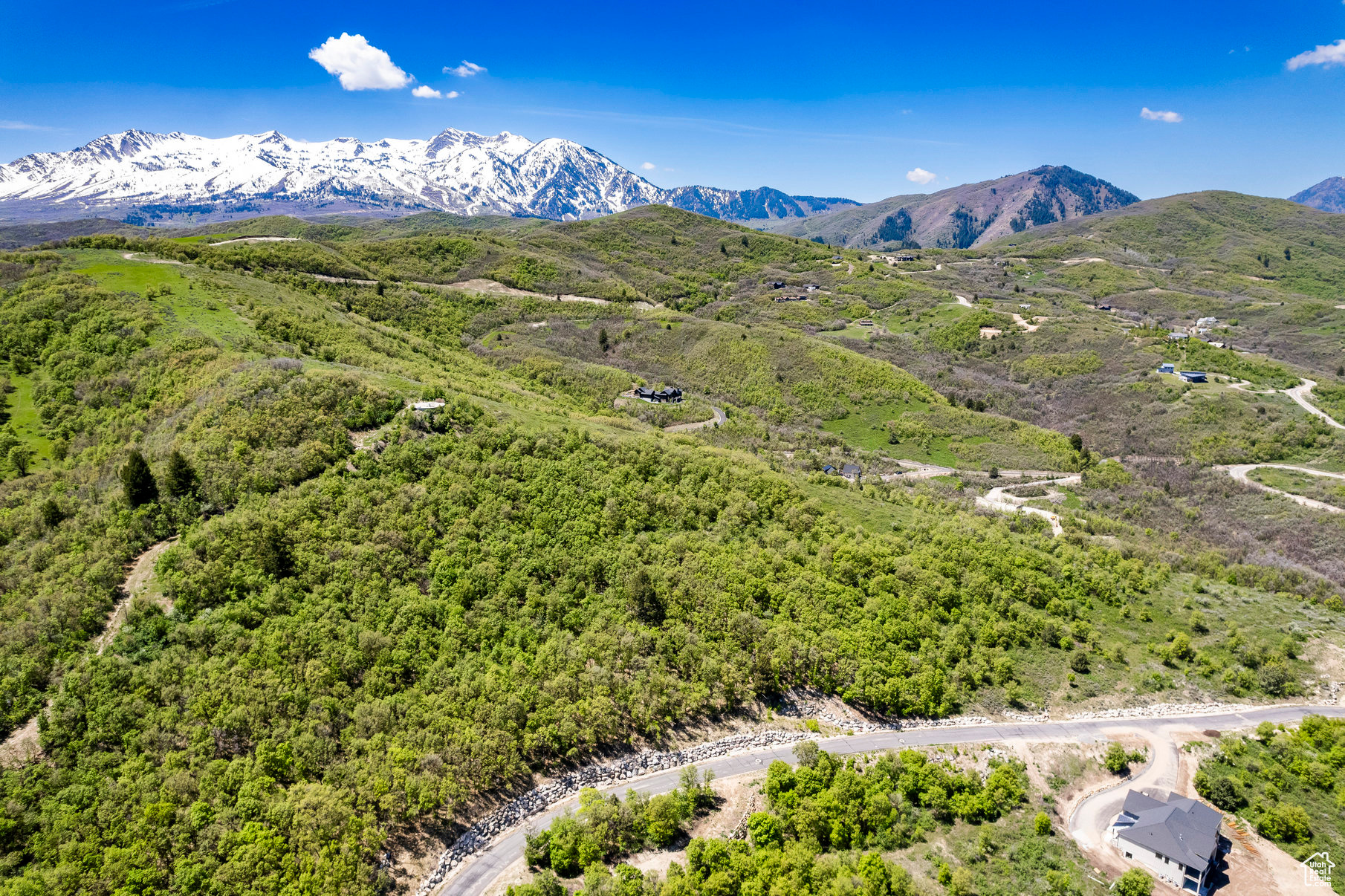 HAWKINS CREEK - Land
