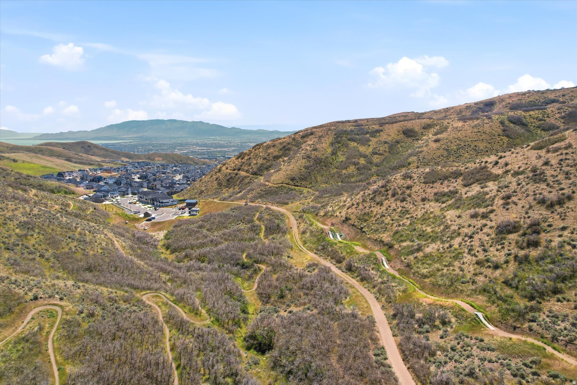 CANYON POINT - Residential