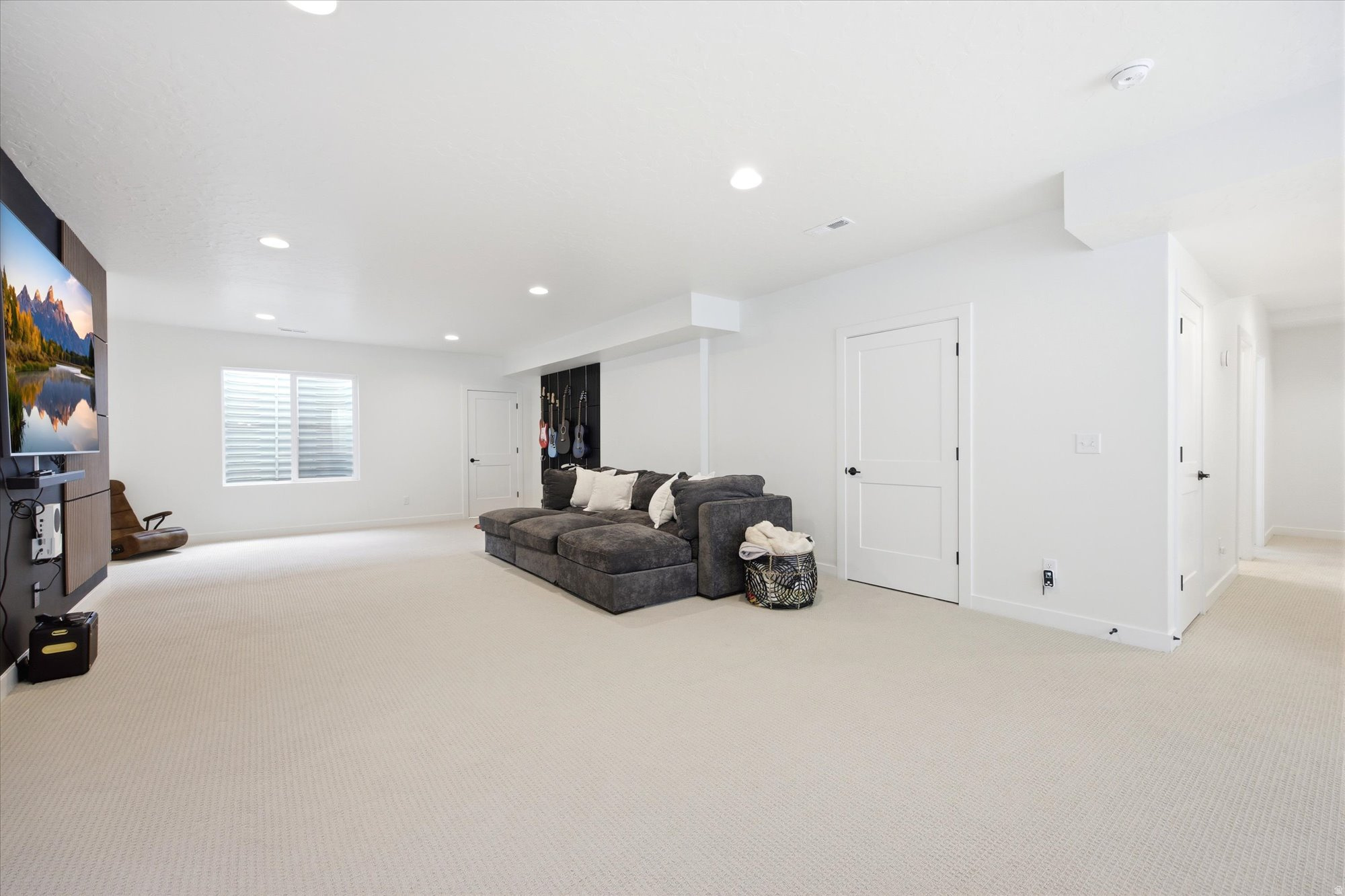 CANYON POINT - Residential