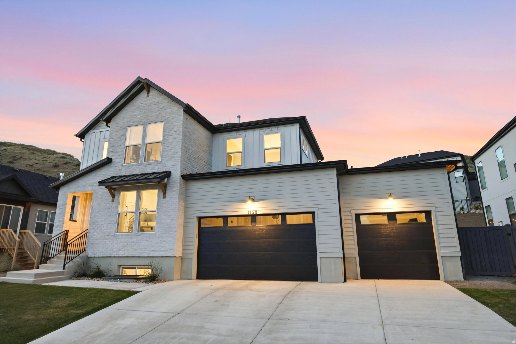 CANYON POINT - Residential