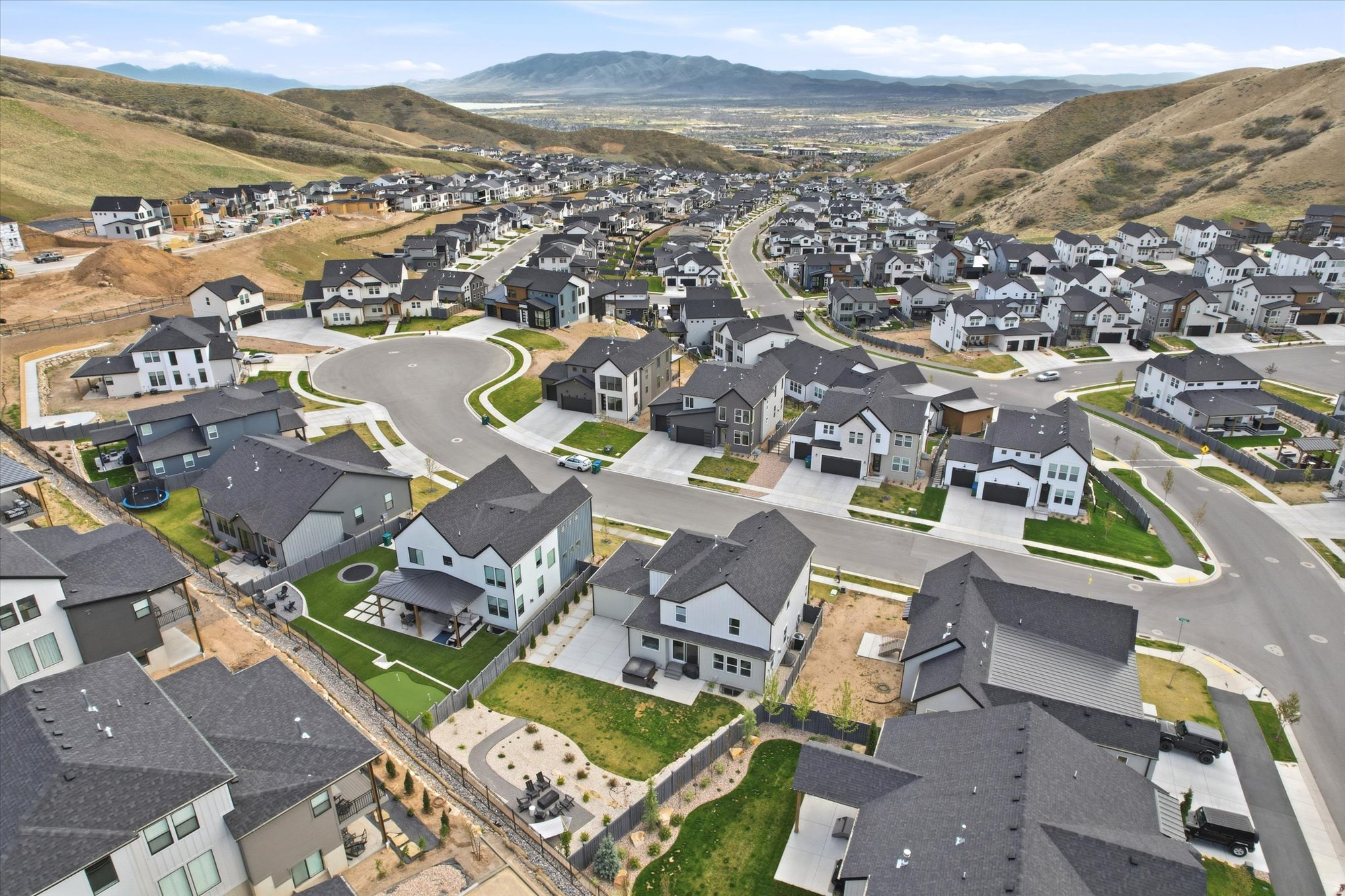 CANYON POINT - Residential