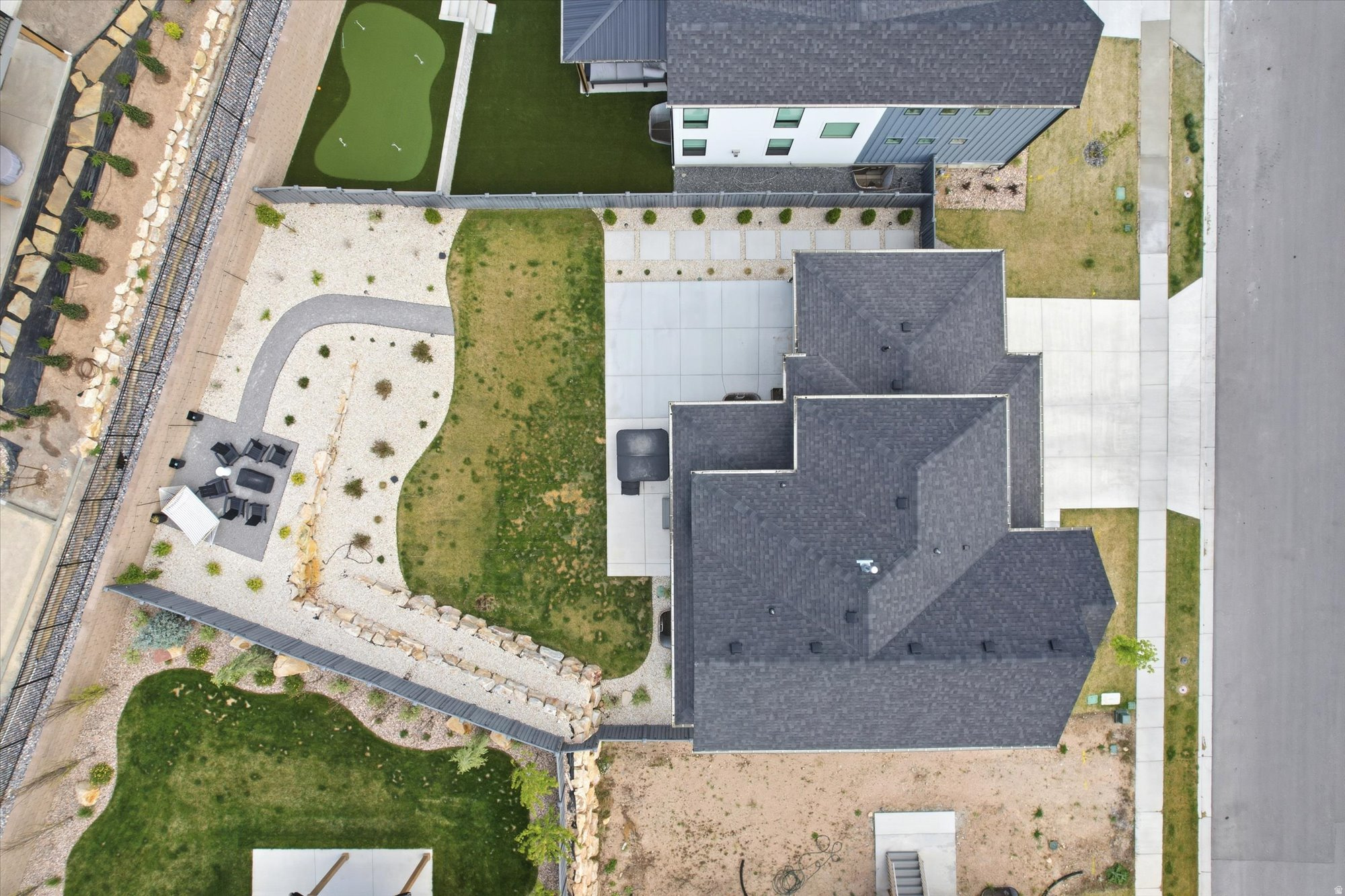 CANYON POINT - Residential