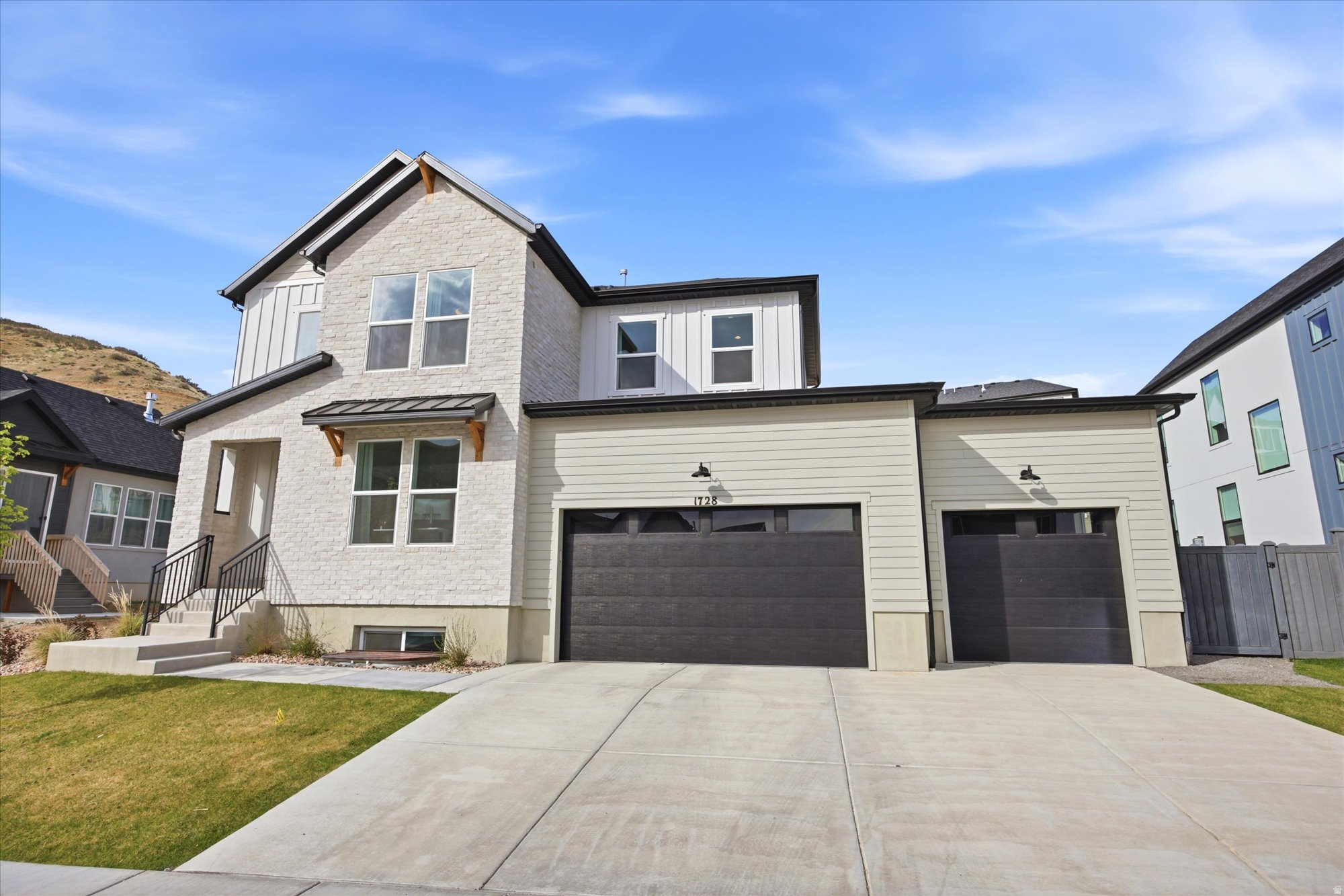 CANYON POINT - Residential