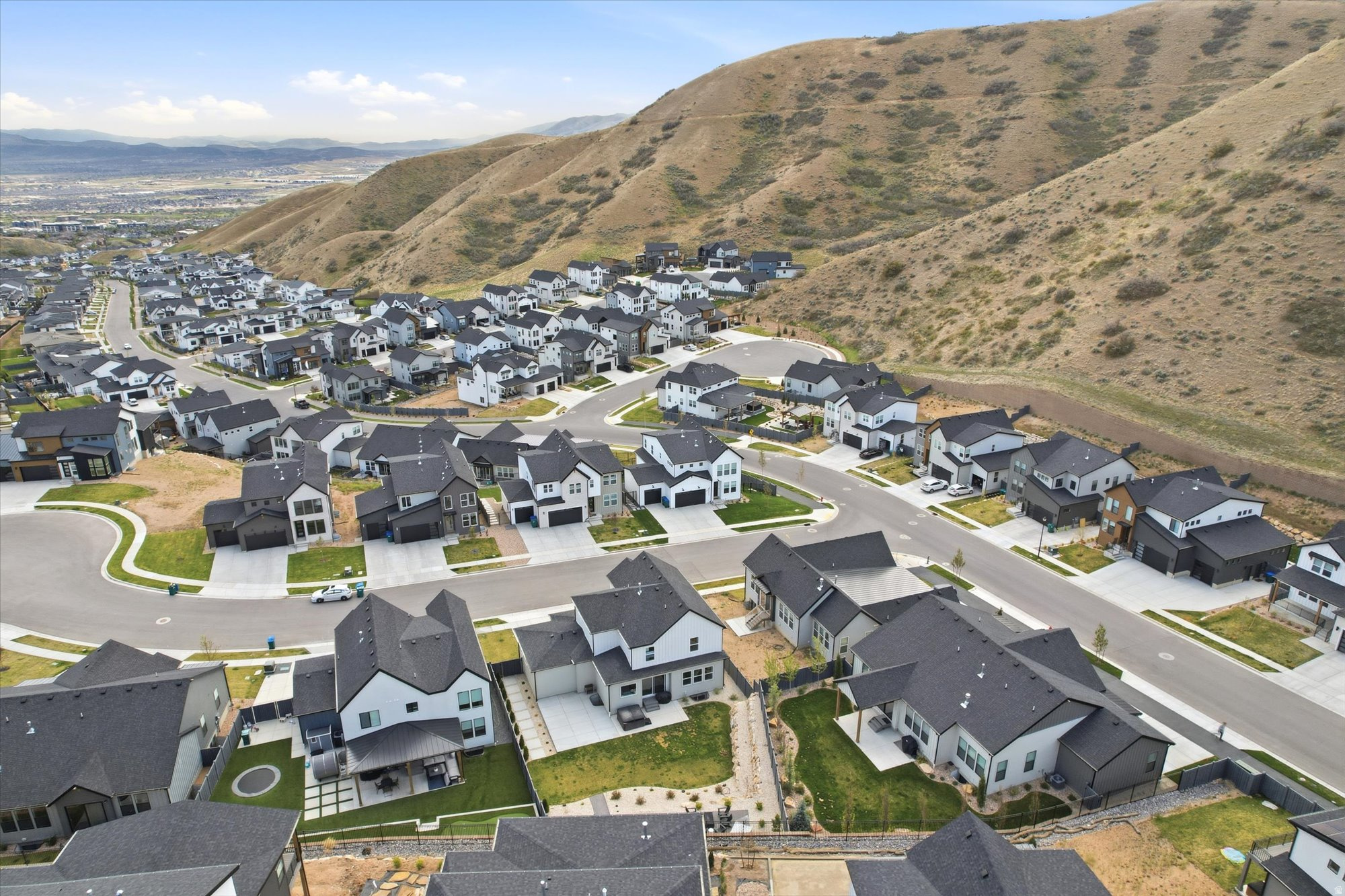 CANYON POINT - Residential