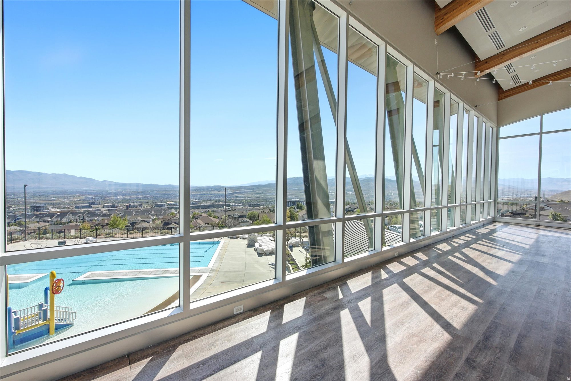 CANYON POINT - Residential