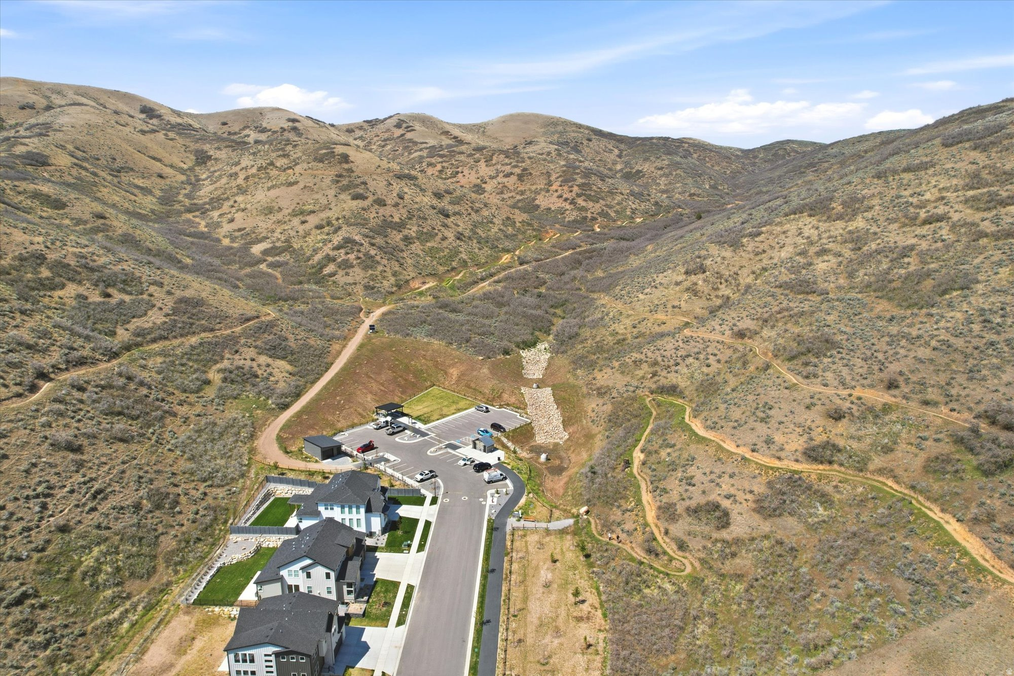 CANYON POINT - Residential