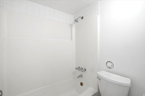 Tiny photo for 1091 COUNTRY HILLS DRIVE DR #109, Ogden, UT 84403 (MLS # 2169358)