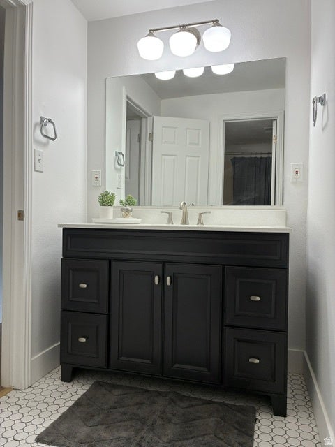 Tiny photo for 1091 COUNTRY HILLS DRIVE DR #109, Ogden, UT 84403 (MLS # 2169358)