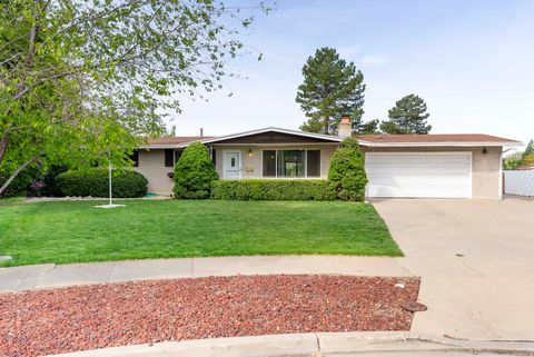 Photo of 1170 S 1075 E, Clearfield, UT 84015 (MLS # 2152559)