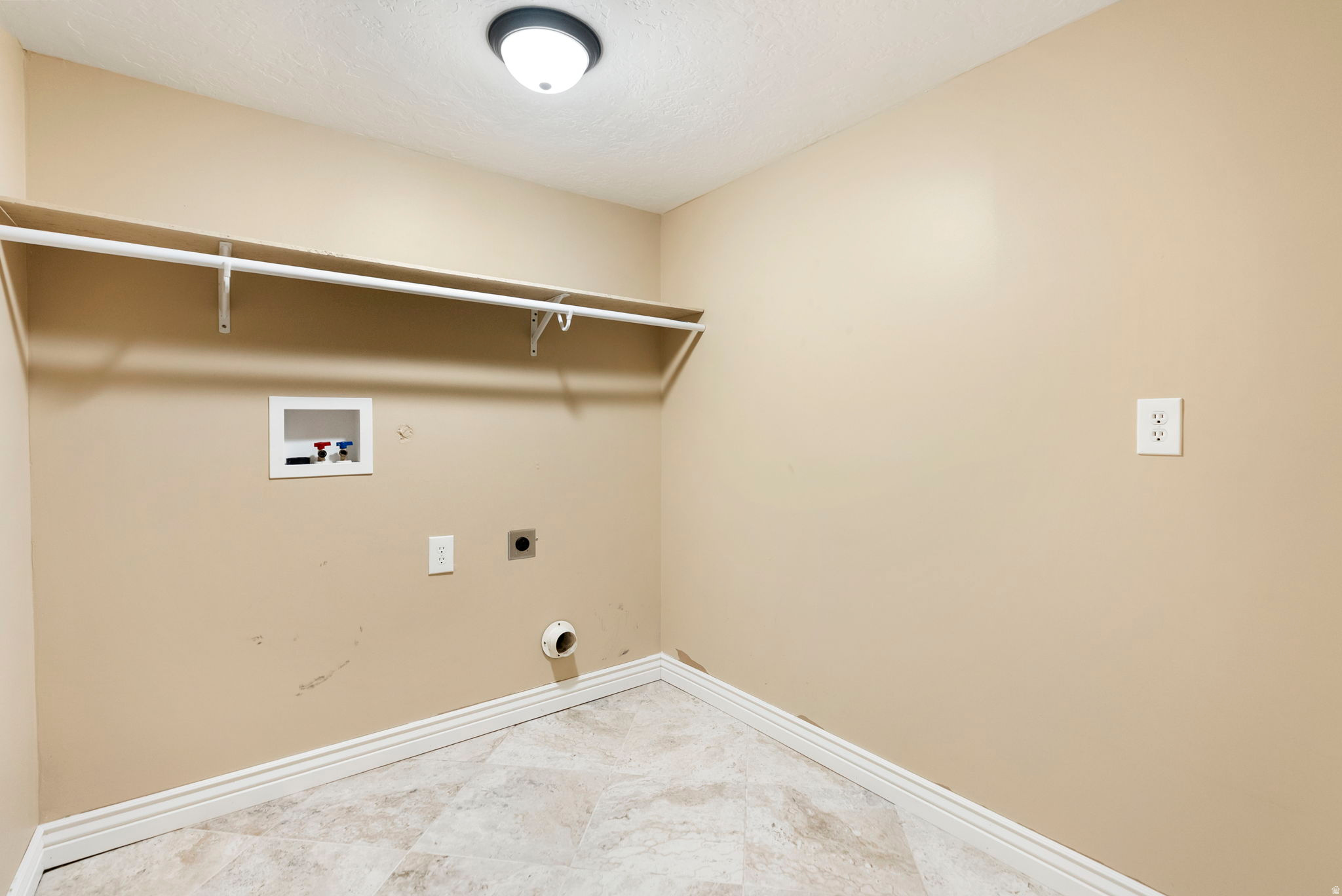 VALHALLA EST NO 1 - Residential