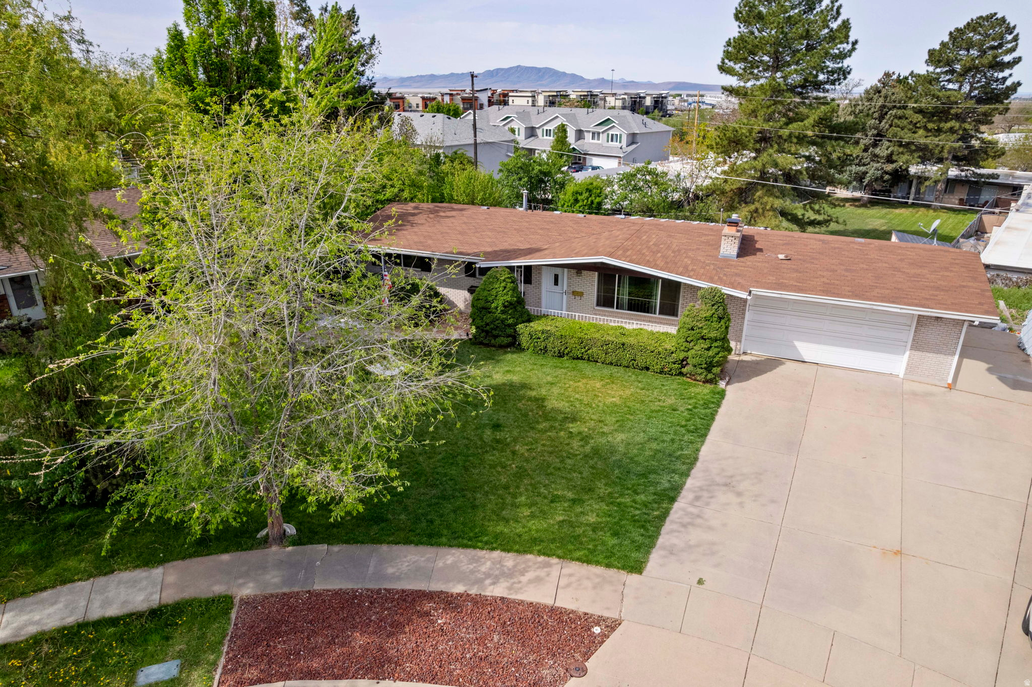 VALHALLA EST NO 1 - Residential