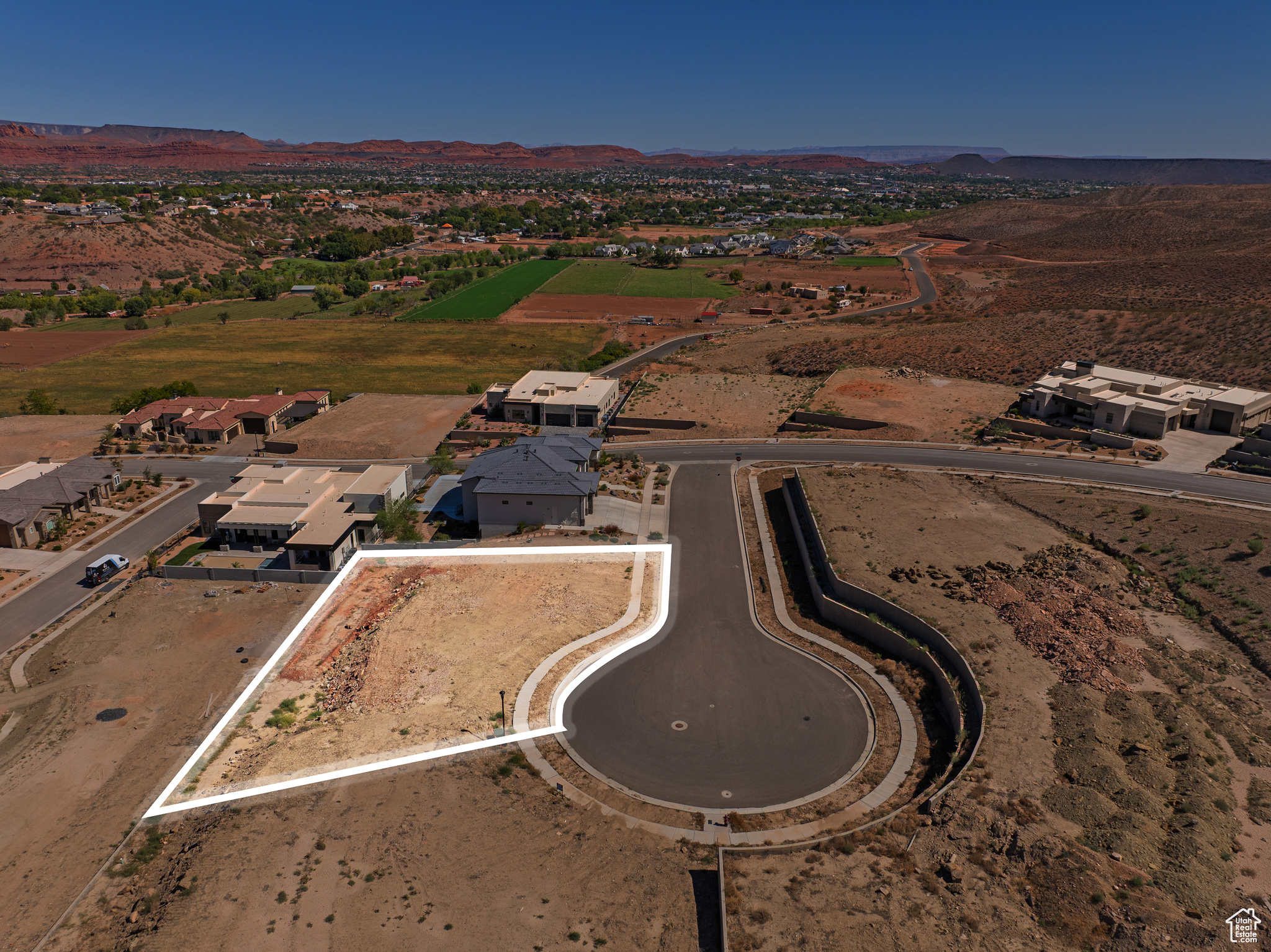 HILLS AT SANTA CLARA - Land