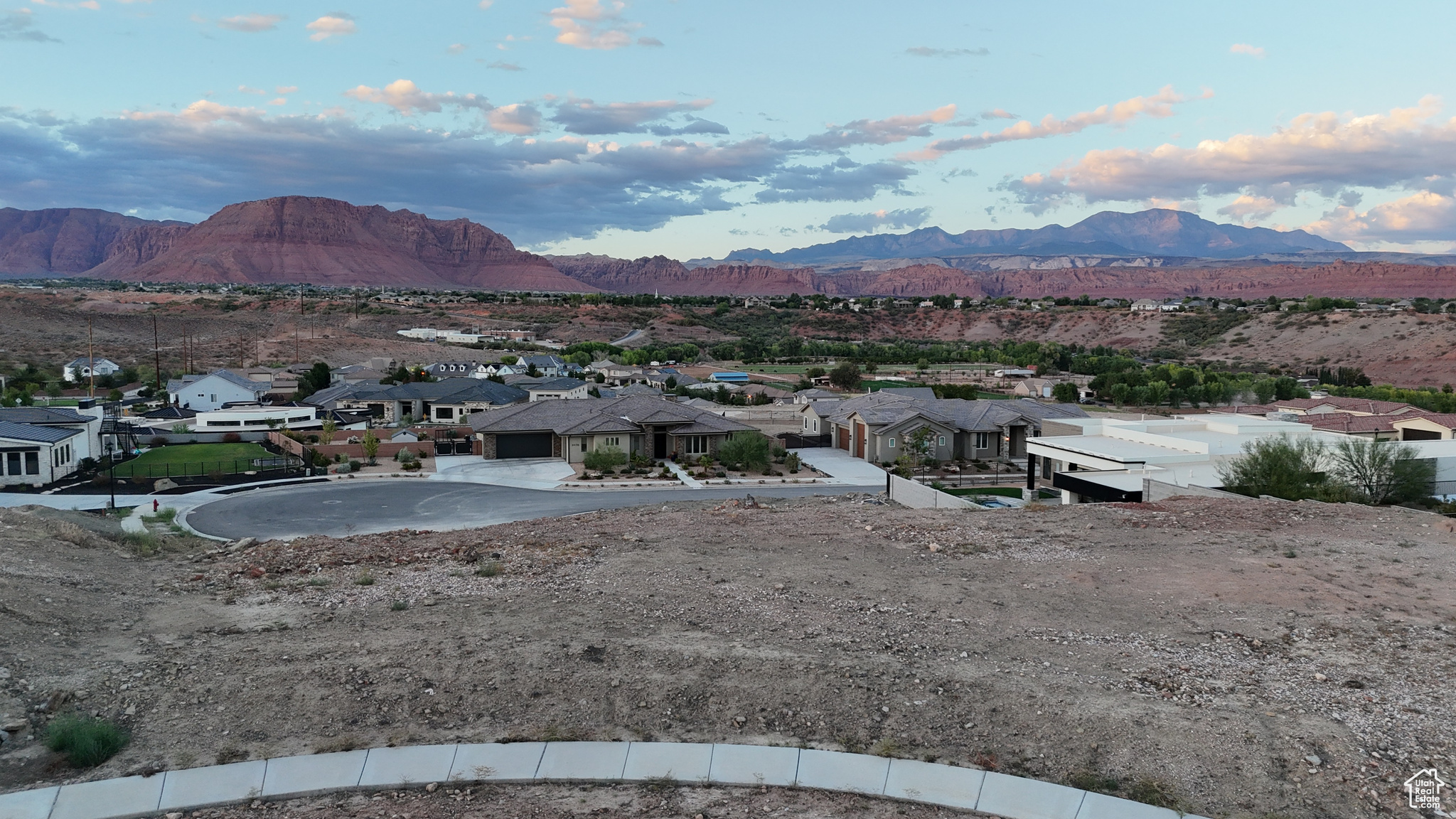 HILLS AT SANTA CLARA - Land