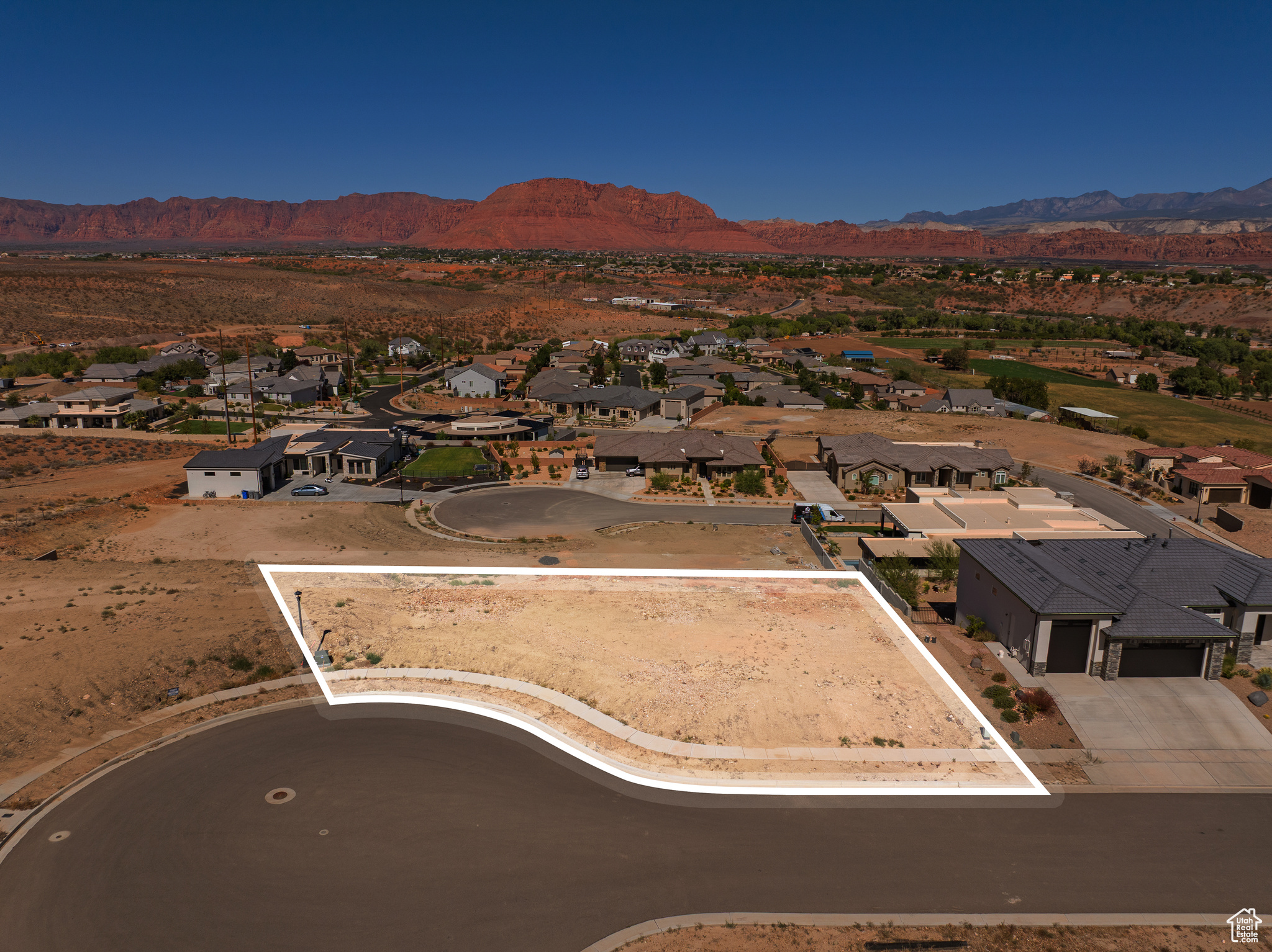 HILLS AT SANTA CLARA - Land