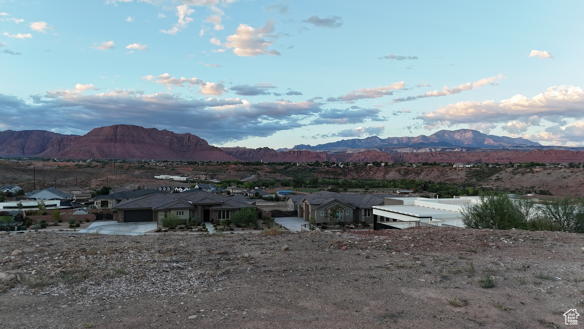 HILLS AT SANTA CLARA - Land