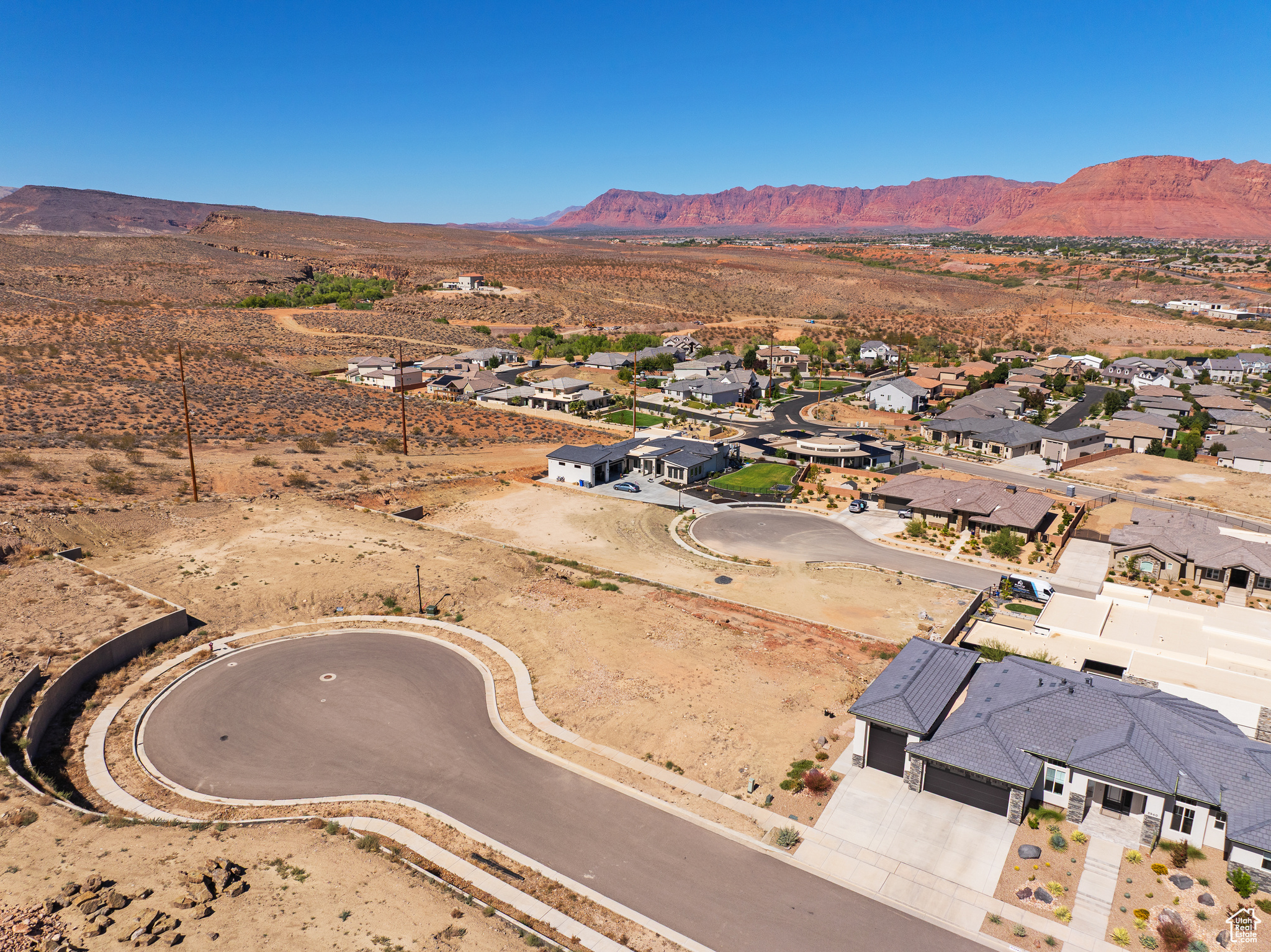 HILLS AT SANTA CLARA - Land