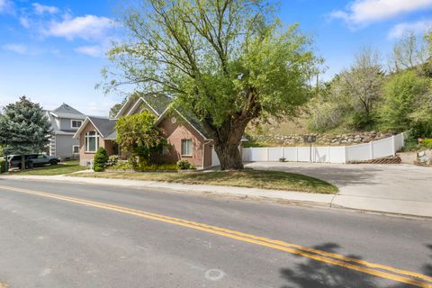 Tiny photo for 302 W HIDDEN HOLLOW DR S, Orem, UT 84058 (MLS # 2151111)