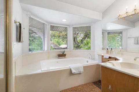 Tiny photo for 302 W HIDDEN HOLLOW DR S, Orem, UT 84058 (MLS # 2151111)