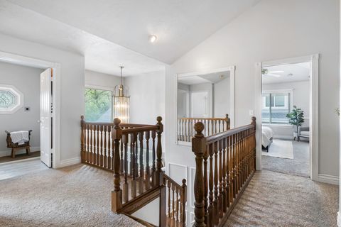 Tiny photo for 302 W HIDDEN HOLLOW DR S, Orem, UT 84058 (MLS # 2151111)