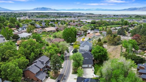 Tiny photo for 302 W HIDDEN HOLLOW DR S, Orem, UT 84058 (MLS # 2151111)