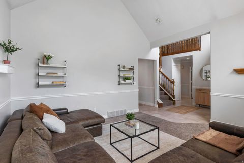 Tiny photo for 302 W HIDDEN HOLLOW DR S, Orem, UT 84058 (MLS # 2151111)