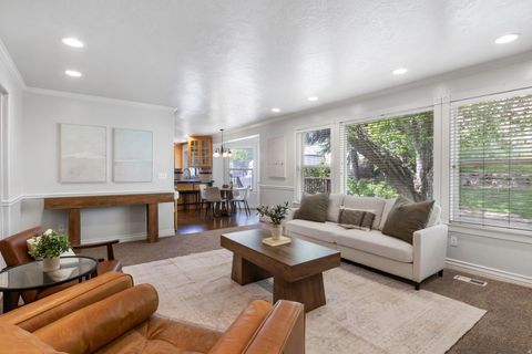Tiny photo for 302 W HIDDEN HOLLOW DR S, Orem, UT 84058 (MLS # 2151111)