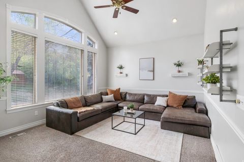 Tiny photo for 302 W HIDDEN HOLLOW DR S, Orem, UT 84058 (MLS # 2151111)
