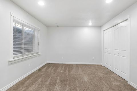 Tiny photo for 302 W HIDDEN HOLLOW DR S, Orem, UT 84058 (MLS # 2151111)