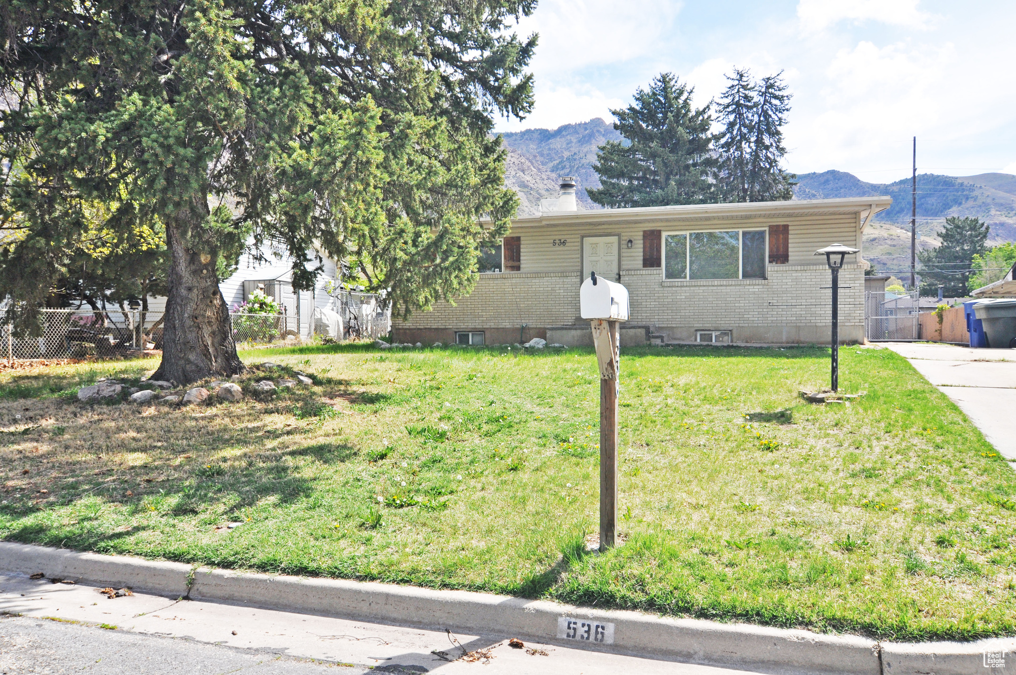 536 S Brinker Ave, Ogden, Utah image 4