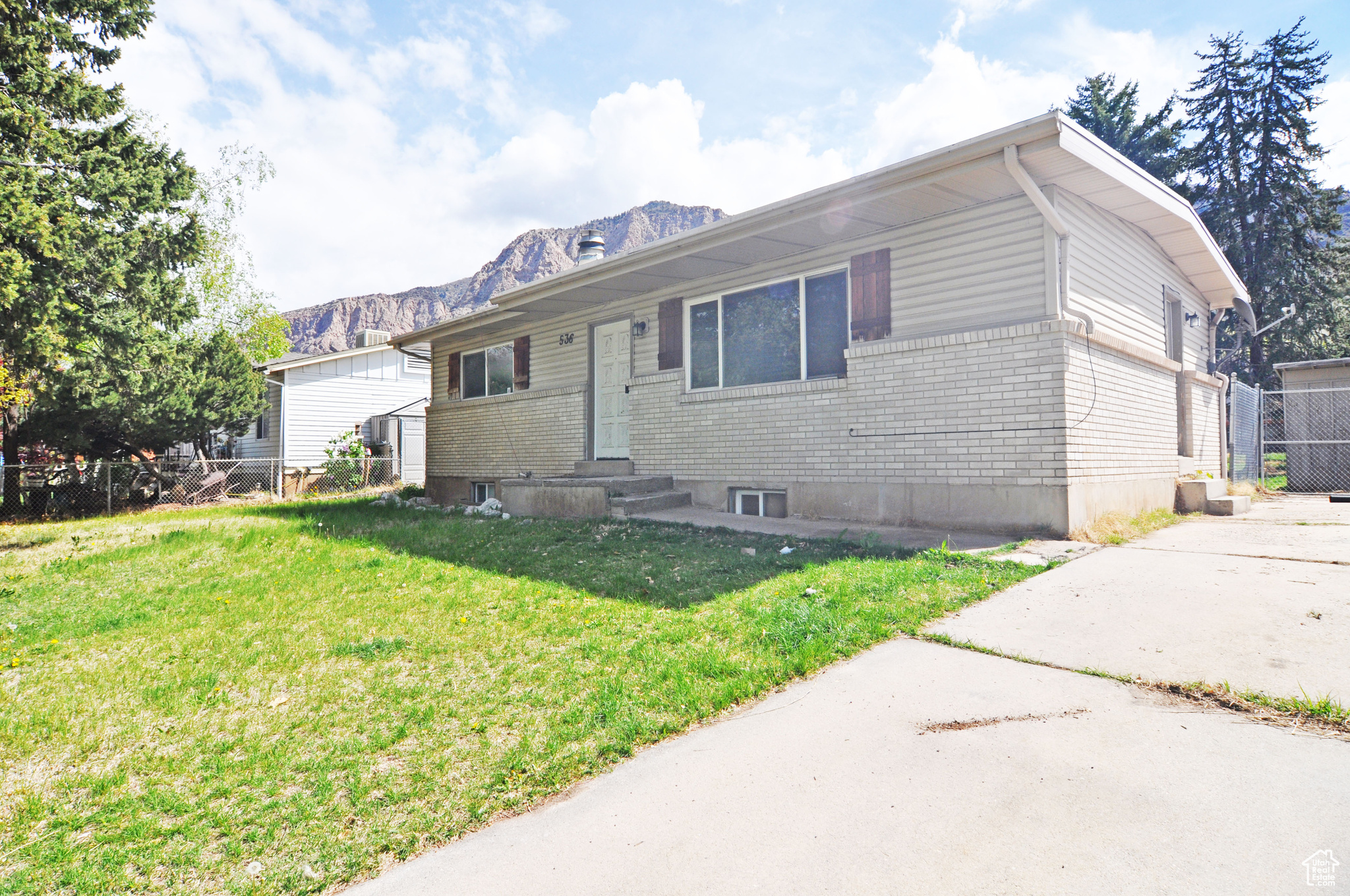 536 S Brinker Ave, Ogden, Utah image 2