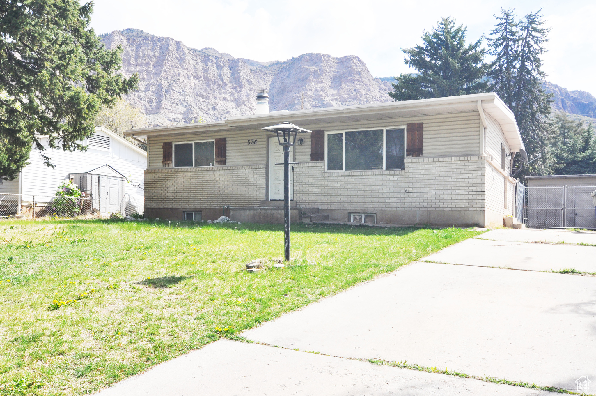 536 S Brinker Ave, Ogden, Utah image 1