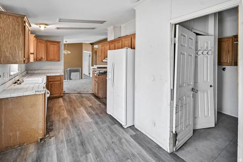 Tiny photo for 915 S THREE SPRINGS RD, Marysvale, UT 84750 (MLS # 2158707)